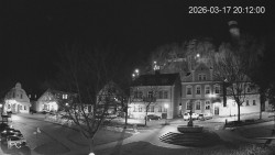 Náměstí, Hrad a Trůba