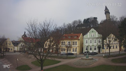 Náměstí, Hrad a Trůba