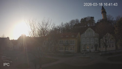 Náměstí, Hrad a Trůba