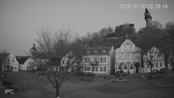 Náměstí, Hrad a Trůba