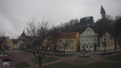 Náměstí, Hrad a Trůba