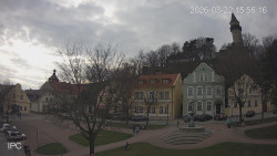 Náměstí, Hrad a Trůba