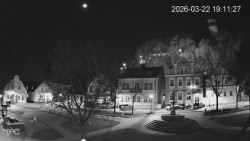 Náměstí, Hrad a Trůba