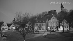 Náměstí, Hrad a Trůba