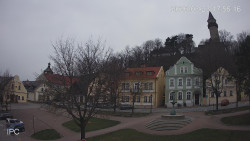 Náměstí, Hrad a Trůba