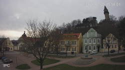 Náměstí, Hrad a Trůba