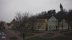 Náměstí, Hrad a Trůba