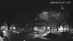 Náměstí, Hrad a Trůba