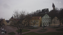 Náměstí, Hrad a Trůba