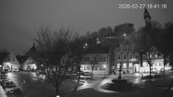 Náměstí, Hrad a Trůba