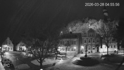 Náměstí, Hrad a Trůba