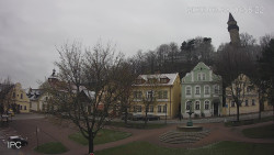 Náměstí, Hrad a Trůba