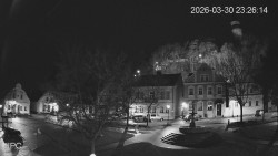 Náměstí, Hrad a Trůba