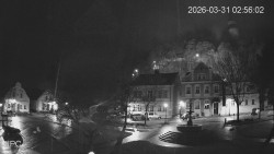 Náměstí, Hrad a Trůba