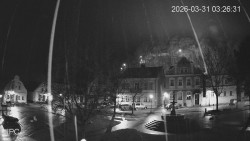 Náměstí, Hrad a Trůba