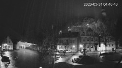 Náměstí, Hrad a Trůba