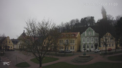 Náměstí, Hrad a Trůba