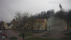 Náměstí, Hrad a Trůba