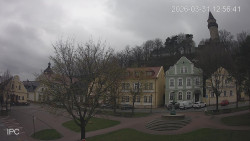 Náměstí, Hrad a Trůba