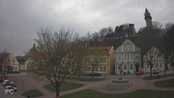 Náměstí, Hrad a Trůba