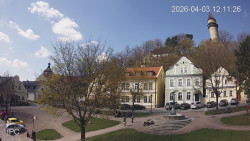 Náměstí, Hrad a Trůba