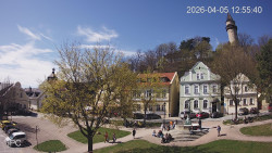 Náměstí, Hrad a Trůba