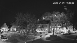 Náměstí, Hrad a Trůba