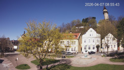 Náměstí, Hrad a Trůba