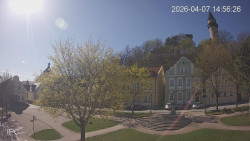 Náměstí, Hrad a Trůba