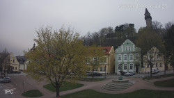 Náměstí, Hrad a Trůba