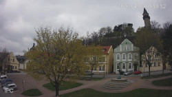 Náměstí, Hrad a Trůba