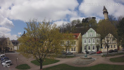 Náměstí, Hrad a Trůba