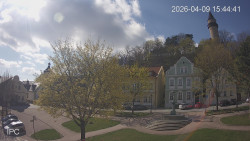 Náměstí, Hrad a Trůba