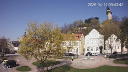 Náměstí, Hrad a Trůba