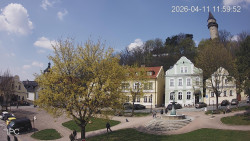 Náměstí, Hrad a Trůba