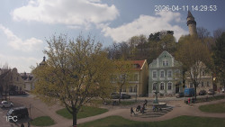 Náměstí, Hrad a Trůba