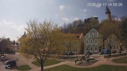 Náměstí, Hrad a Trůba