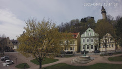 Náměstí, Hrad a Trůba