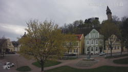 Náměstí, Hrad a Trůba