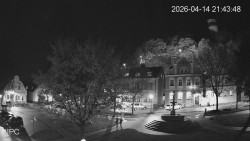 Náměstí, Hrad a Trůba