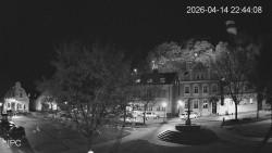 Náměstí, Hrad a Trůba