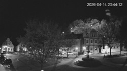 Náměstí, Hrad a Trůba