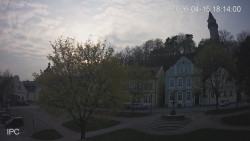 Náměstí, Hrad a Trůba