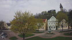 Náměstí, Hrad a Trůba