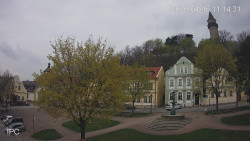 Náměstí, Hrad a Trůba