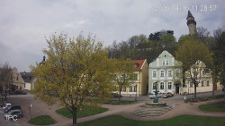 Náměstí, Hrad a Trůba