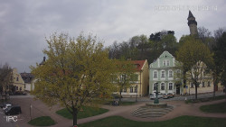 Náměstí, Hrad a Trůba
