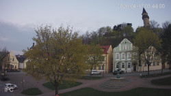 Náměstí, Hrad a Trůba