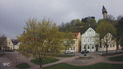 Náměstí, Hrad a Trůba