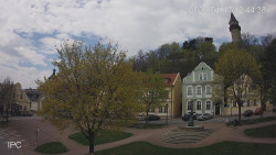 Náměstí, Hrad a Trůba